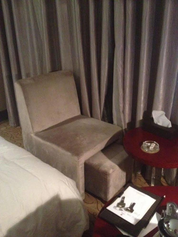 Shijiazhuang Shen Zhou 7 Star Hotel מראה חיצוני תמונה