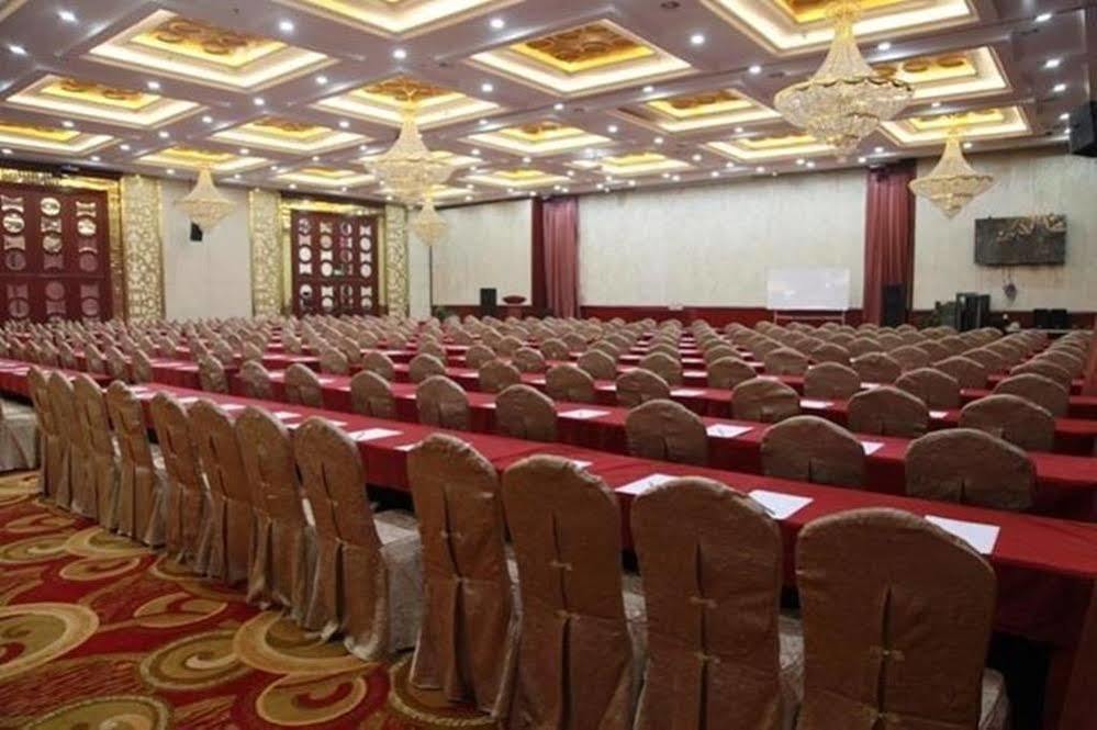 Shijiazhuang Shen Zhou 7 Star Hotel מראה חיצוני תמונה